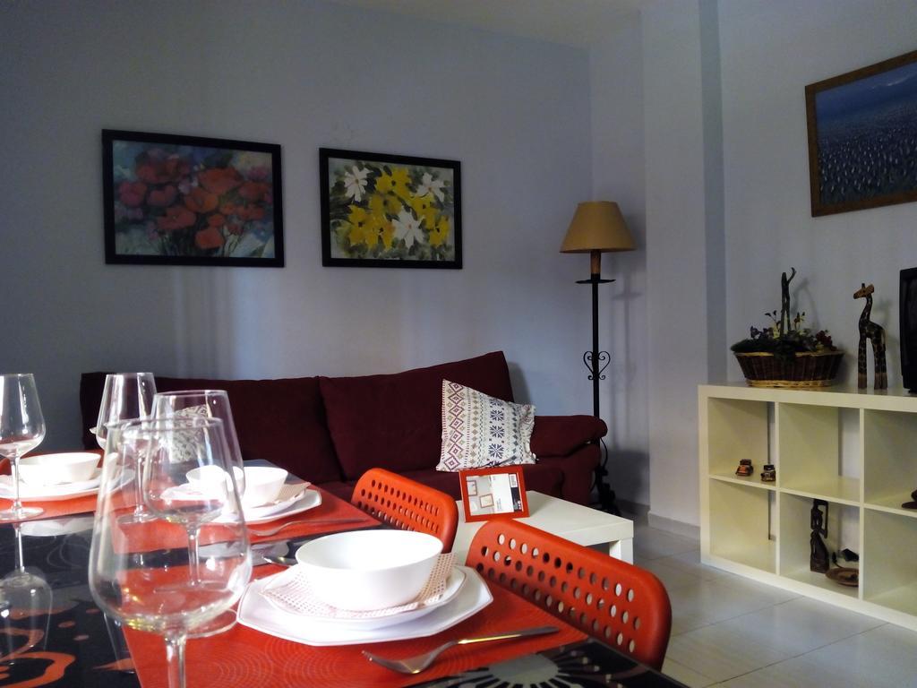 Apartamento Medina Center Apartment Севиля Екстериор снимка